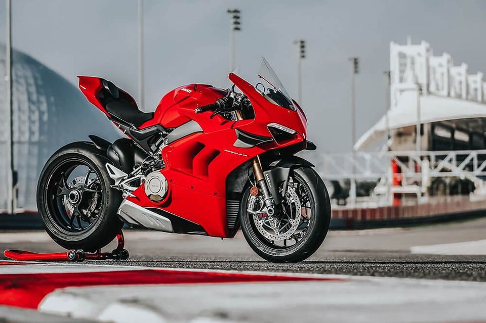 Ducati Panigale V4S for hire in Pagewood, New South Wales