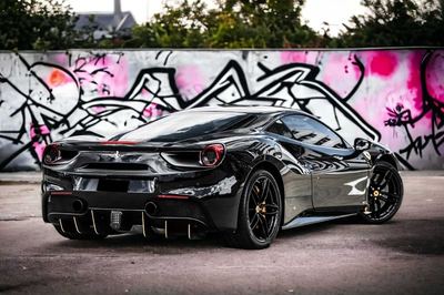 Ferrari 488 GTB — view 3