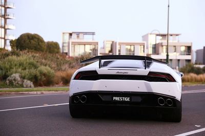 Lamborghini Huracan — view 4