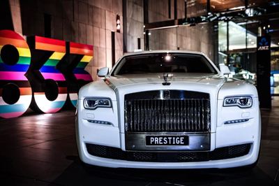 Rolls Royce Ghost — view 3
