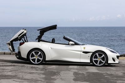 Ferrari Portofino — view 4