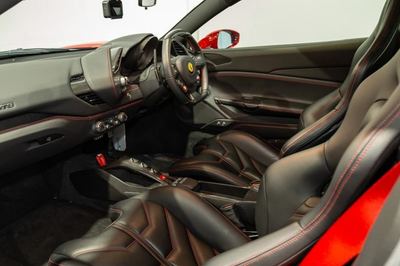 Ferrari 488 GTB — view 6