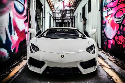 Lamborghini Aventador — view 6